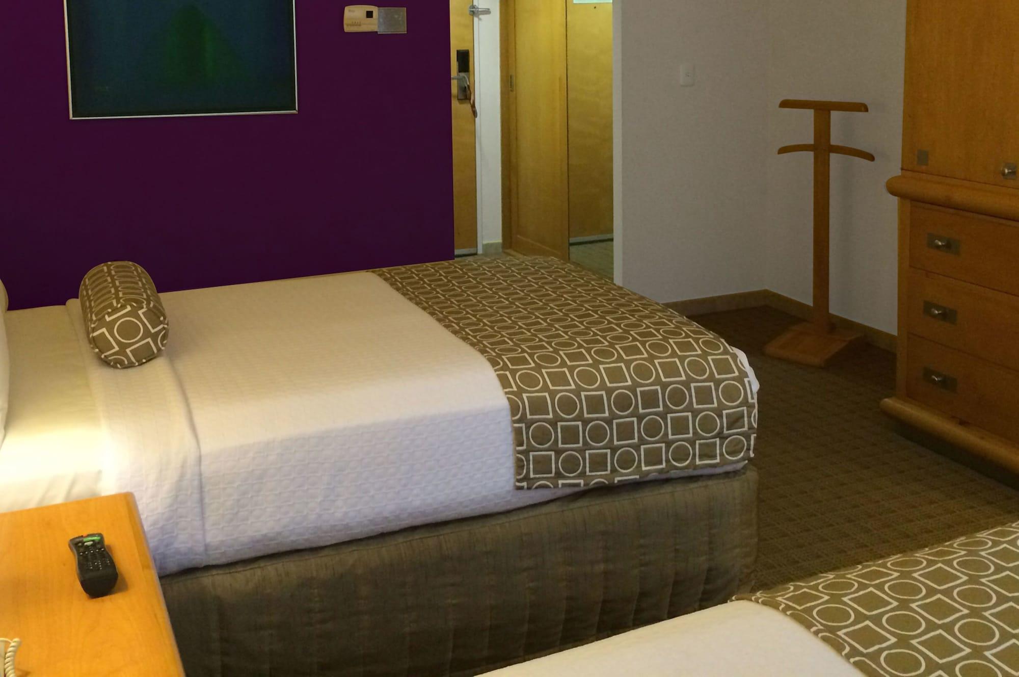 Gamma By Fiesta Americ Xalapa Nubara Dış mekan fotoğraf A room at the Hilton Garden Inn in San Francisco