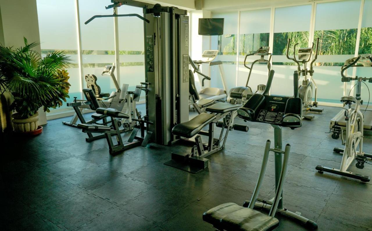 Gamma By Fiesta Americ Xalapa Nubara Dış mekan fotoğraf A gym